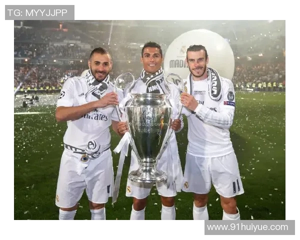 本泽马梅开二度，皇马在欧冠比赛中实现壮举，取得惊人胜利